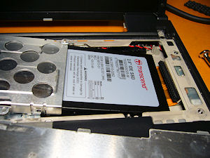 Dynabook ss1600 SSD TS32GSSD25-M 換装